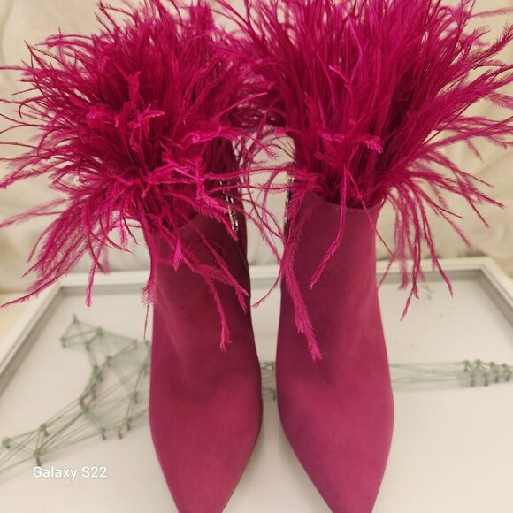 Michael Kors "Whitby" Fushia Booties. NIB. Size 5.5. Customer Return. - Picture 4 of 11